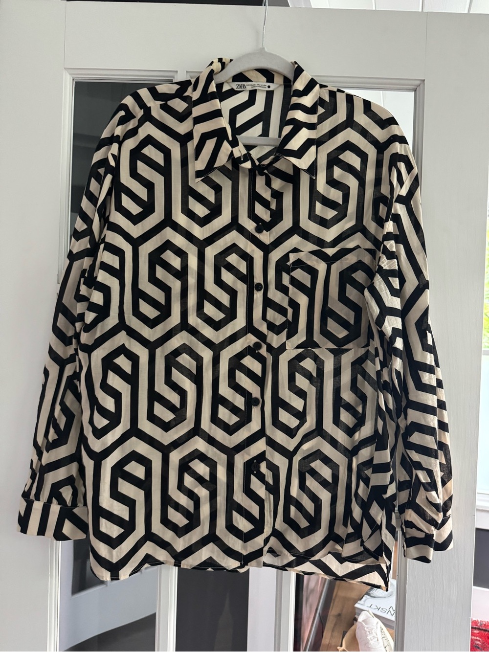 Zara Geometric Button-Front Long Sleeve Top - Black & Cream